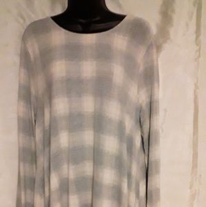Old Navy Women's Gray and White Dress Size: XL
